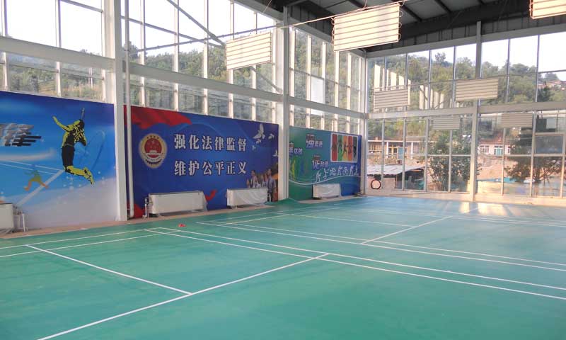 羽毛球場地膠的優(yōu)勢體現在哪些地方
